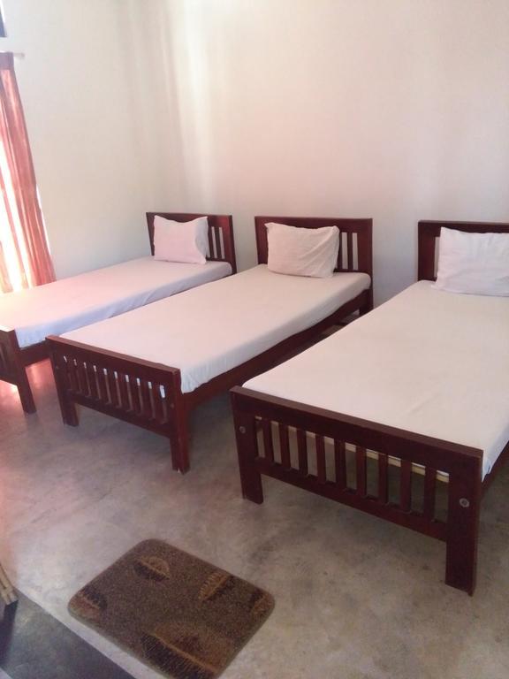 Sanras Hotel กอลล์ ภายนอก รูปภาพ